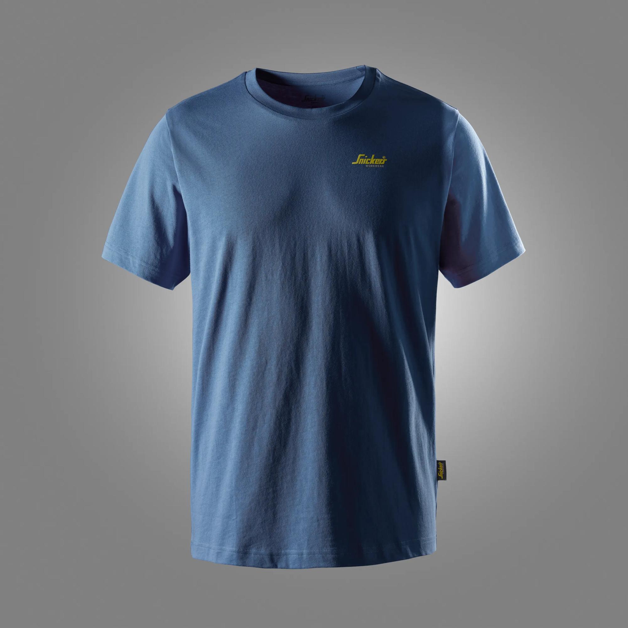 2588 - T-shirt z małym logo - Snickers - obrazek 3